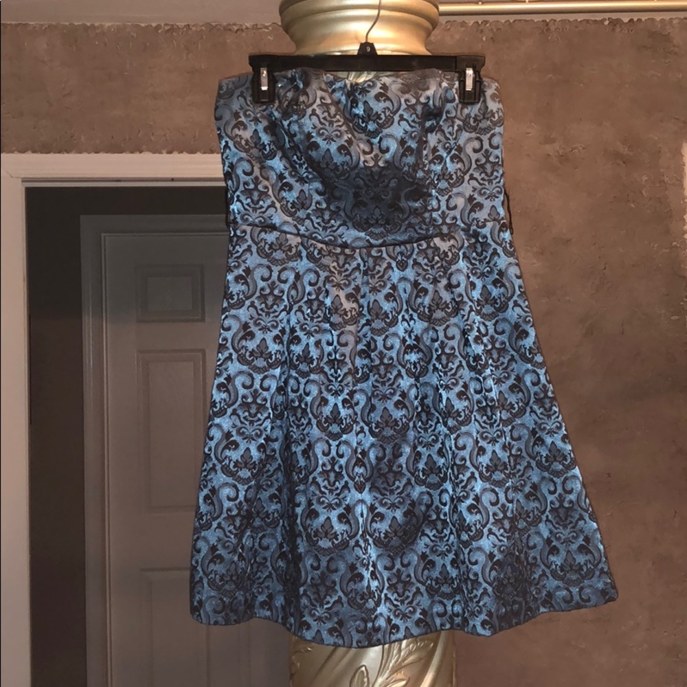 Speechless Formal Strapless Dress